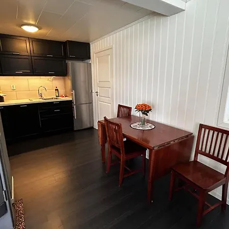 Apartment Great Newly Renovated With 6 Beds *